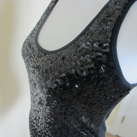 Women's Sleeveless Sequin Black Shirt Tank Top Size M GUC - Picture 2 of 4
